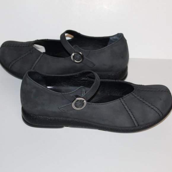 dansko 39 in us